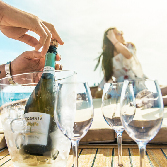 aperitivo in barca santa maria di leuca